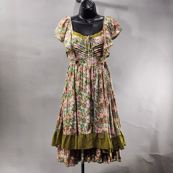 Floral Ruffle Dress with Green Accents - Picture 3 of 3